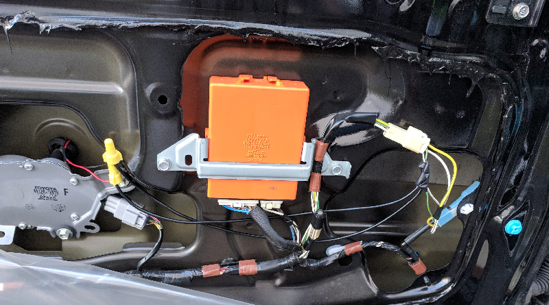 Tech Corner: Rugged Ridge LED Brake Ring…on an FJ? - The Engine Block